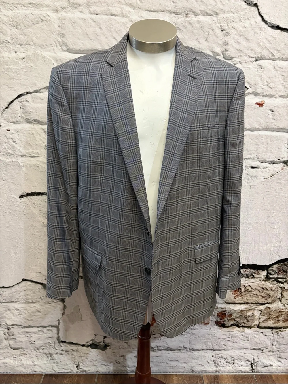 Brooks Brothers 100% Wool Regent Fit 48R Blue Brown Plaid 2 Button Blazer
